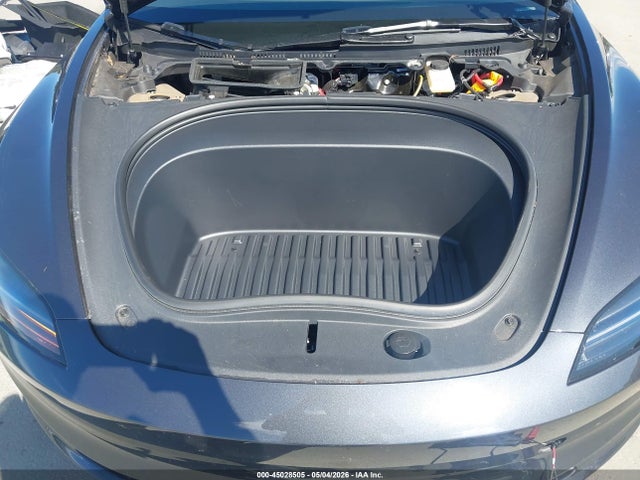 Tesla Model 3 Long Range All-wheel Drive