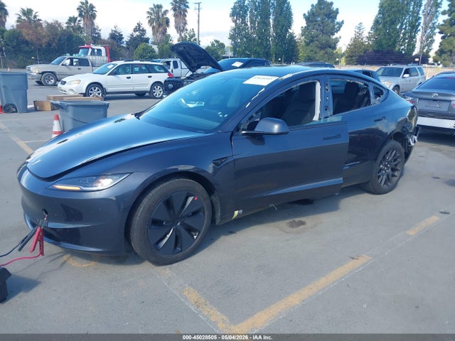 Tesla Model 3 Long Range All-wheel Drive