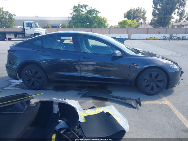Tesla Model 3 Long Range All-wheel Drive