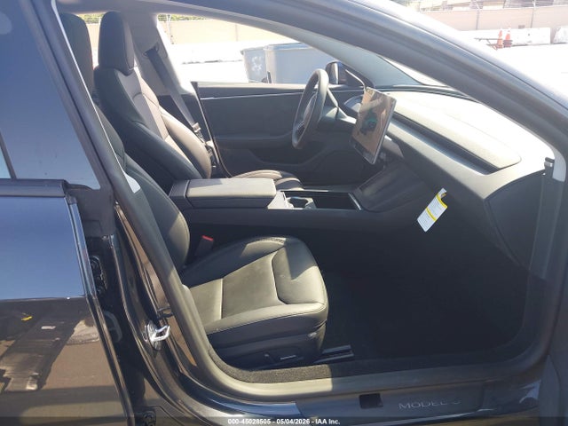 Tesla Model 3 Long Range All-wheel Drive