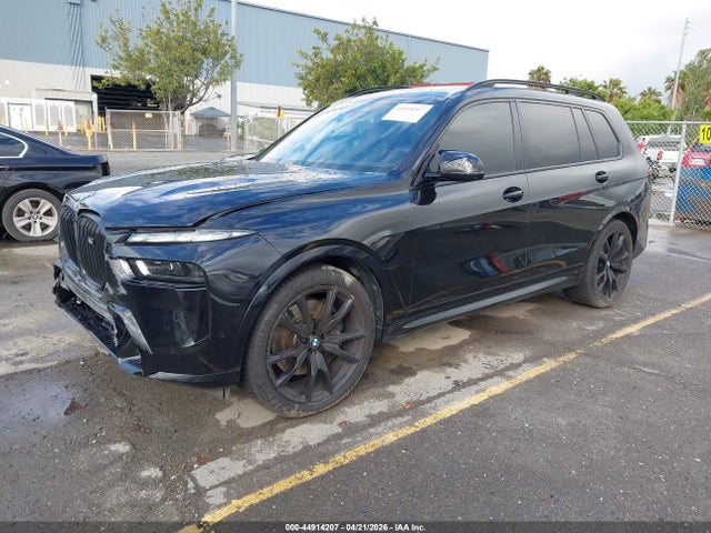 BMW X Series M60i