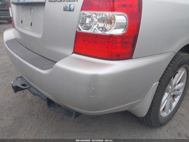 Toyota Highlander Limited V6