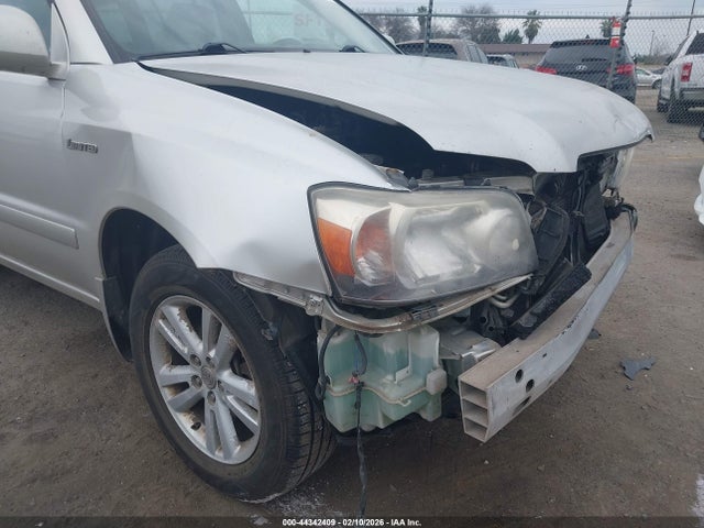 Toyota Highlander Limited V6