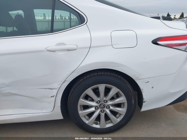 Toyota Camry Le