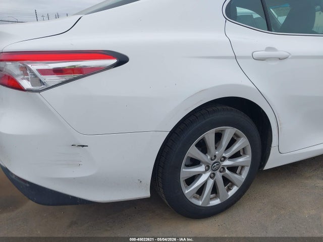 Toyota Camry Le
