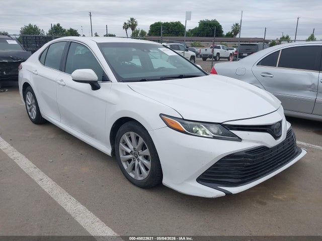 Salvage Toyota Camry Image