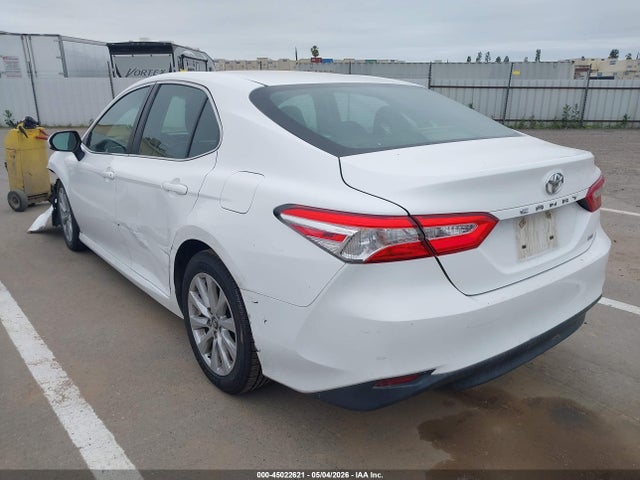 Toyota Camry Le