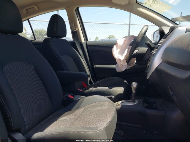 Nissan Versa 1.6 Sv