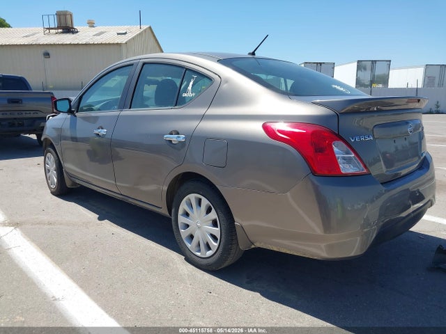 Nissan Versa 1.6 Sv