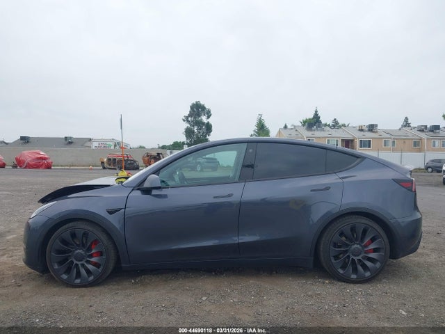 Tesla Model Y Performance Dual Motor All-wheel Drive