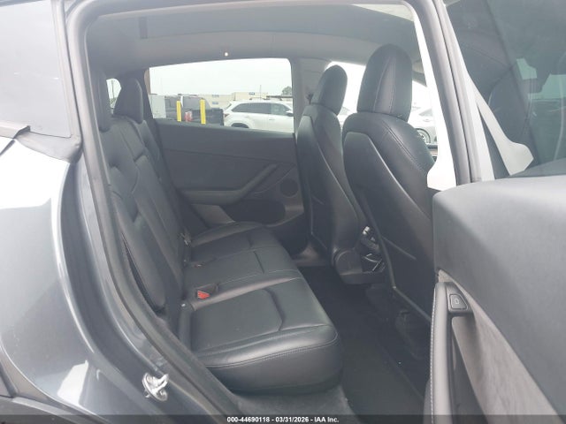 Tesla Model Y Performance Dual Motor All-wheel Drive