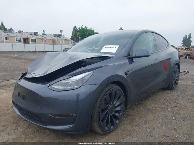 Tesla Model Y Performance Dual Motor All-wheel Drive