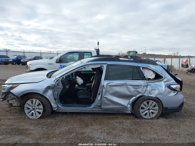 Subaru Outback 2.5i Premium