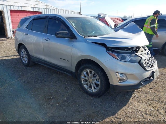 Salvage Chevrolet Equinox Image