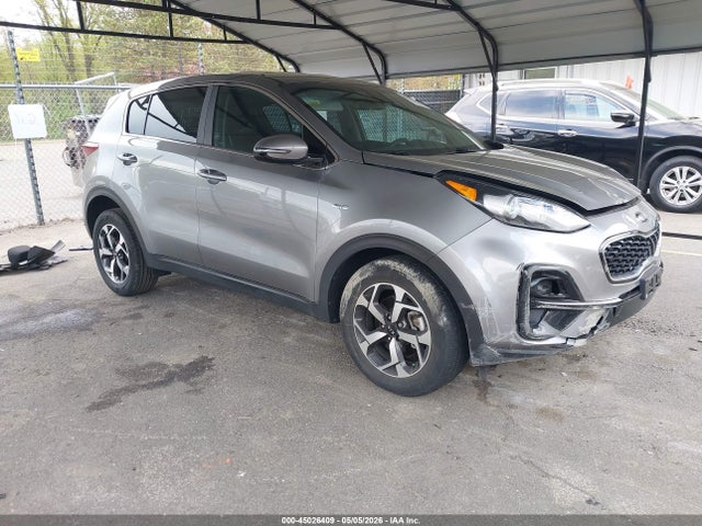 Salvage Kia Sportage Image