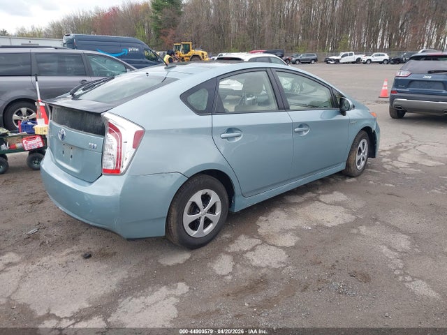 Toyota Prius Three