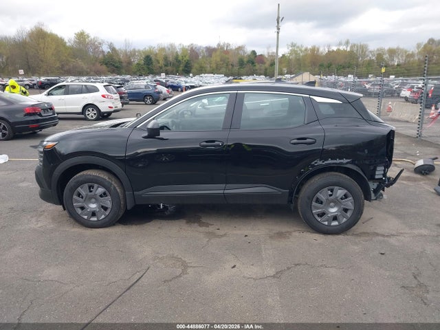 Nissan Kicks S