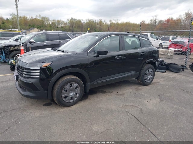 Nissan Kicks S