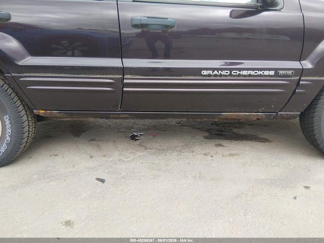 Jeep Grand Cherokee Laredo