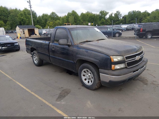 Salvage Chevrolet Silverado 1500 Image