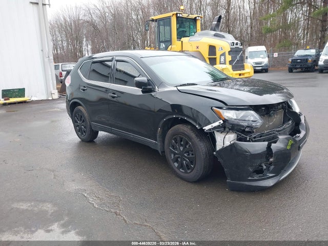 Salvage Nissan Rogue Image