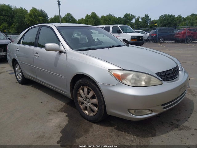 Salvage Toyota Camry Image