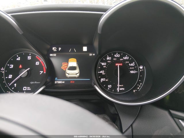 Alfa Romeo Giulia Estrema Awd