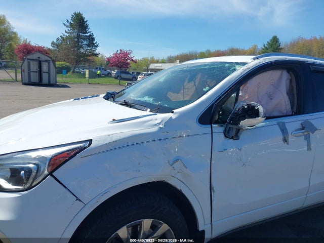 Buick Envision Essence