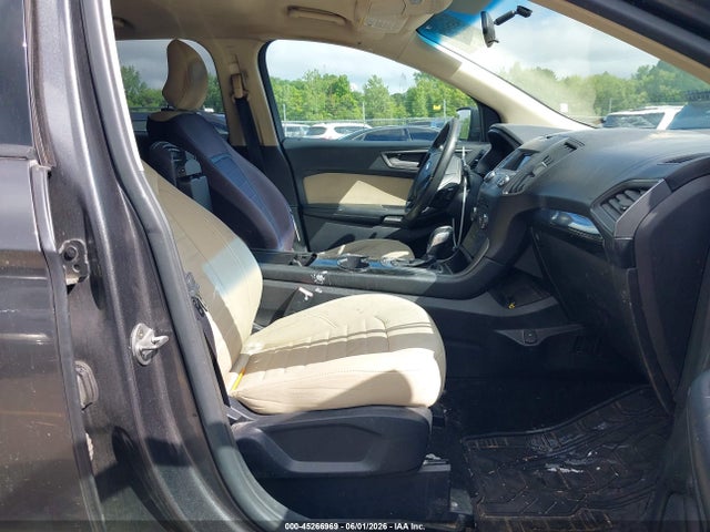 Ford Edge Se