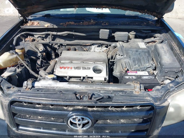Toyota Highlander V6