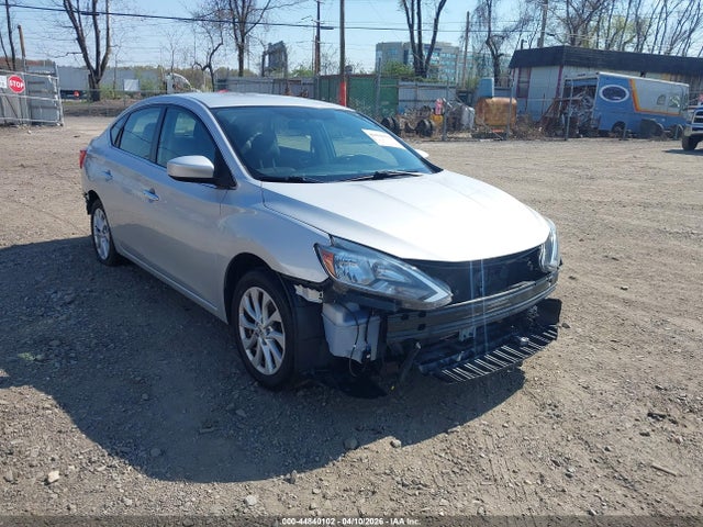 Salvage Nissan Sentra Image
