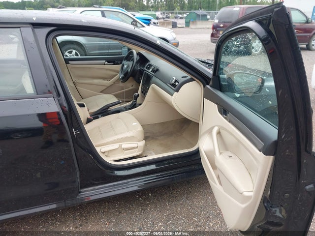 Volkswagen Passat 1.8t Wolfsburg Edition