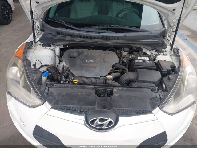 Hyundai VELOSTER