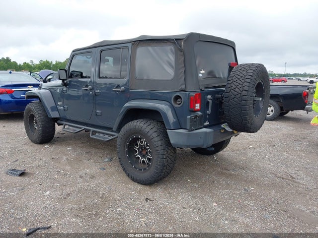 Jeep Wrangler Sahara 4x4
