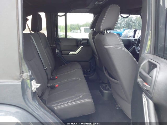 Jeep Wrangler Sahara 4x4