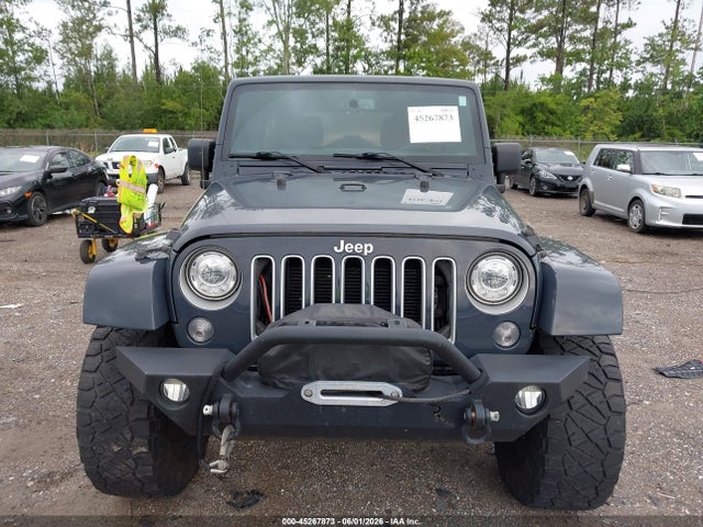 Jeep Wrangler Sahara 4x4