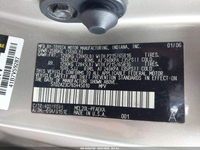 Toyota Sienna Le