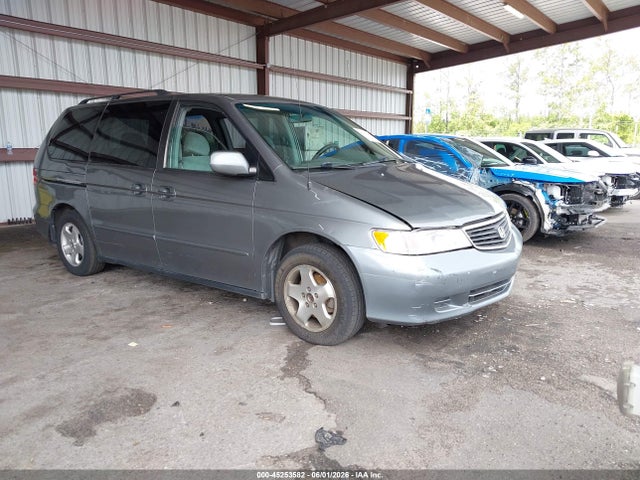 Salvage Honda Odyssey Image