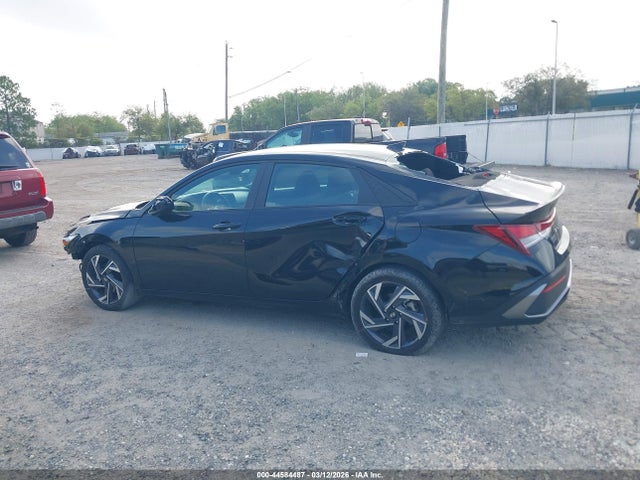 Hyundai ELANTRA Sel Sport