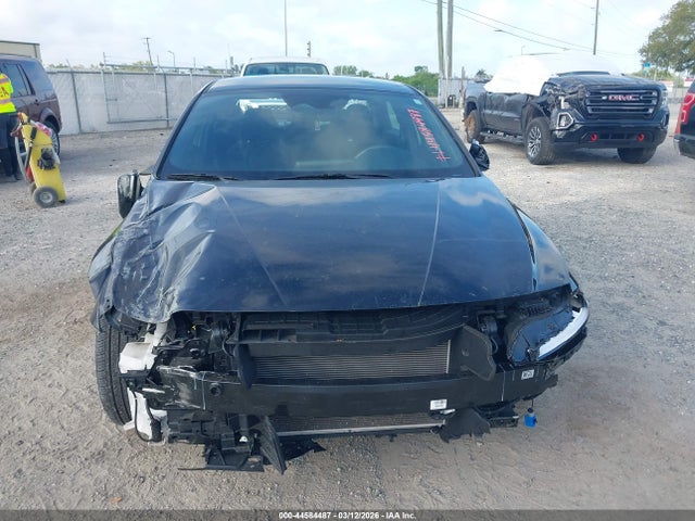 Hyundai ELANTRA Sel Sport