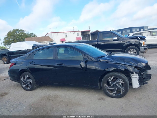 Hyundai ELANTRA Sel Sport