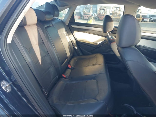 Volkswagen Passat 1.8t Limited Edition