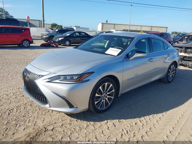 Lexus Es Luxury