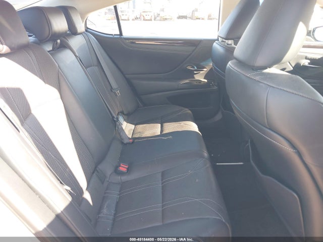 Lexus Es Luxury