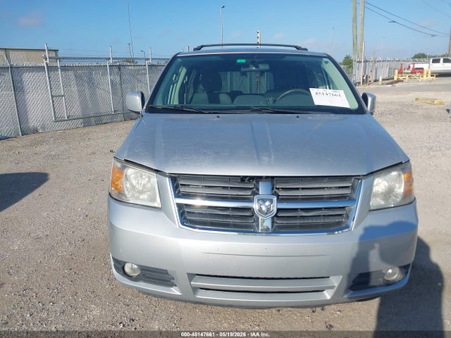 Dodge Grand Caravan Sxt