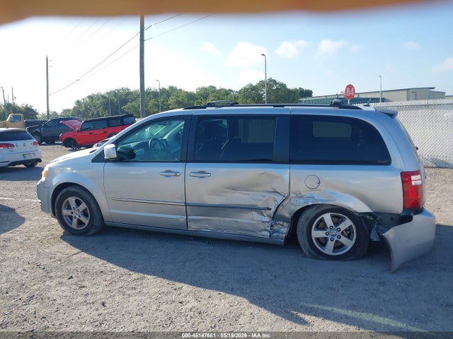 Dodge Grand Caravan Sxt