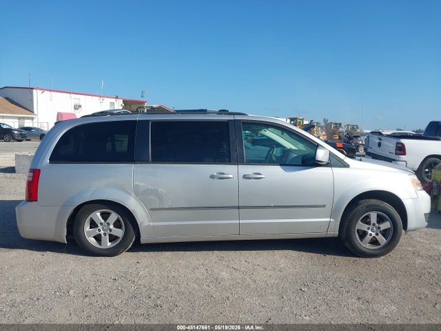 Dodge Grand Caravan Sxt