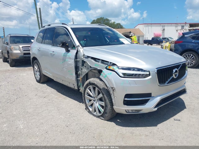Salvage Volvo XC90 Image
