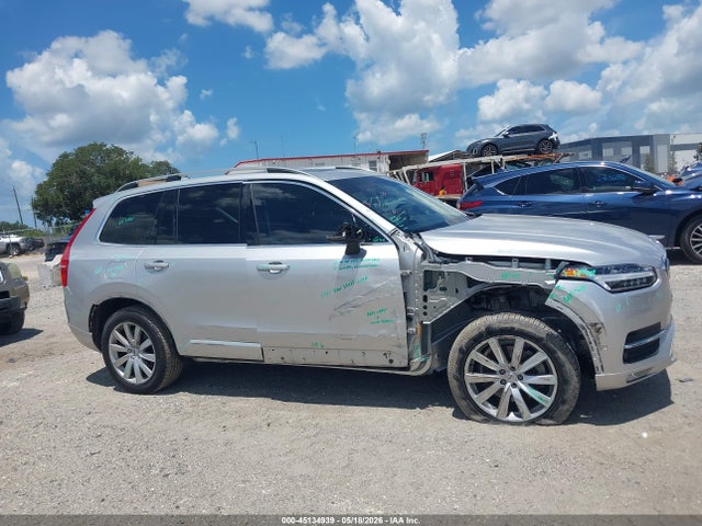 Volvo XC90 T6 Momentum