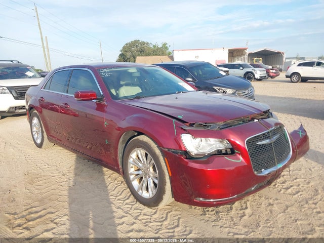 Salvage Chrysler 300 Image